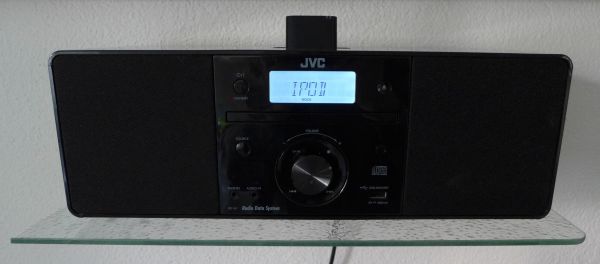 Example of a radio with iPod dock connector, now with Bluetooth receiver