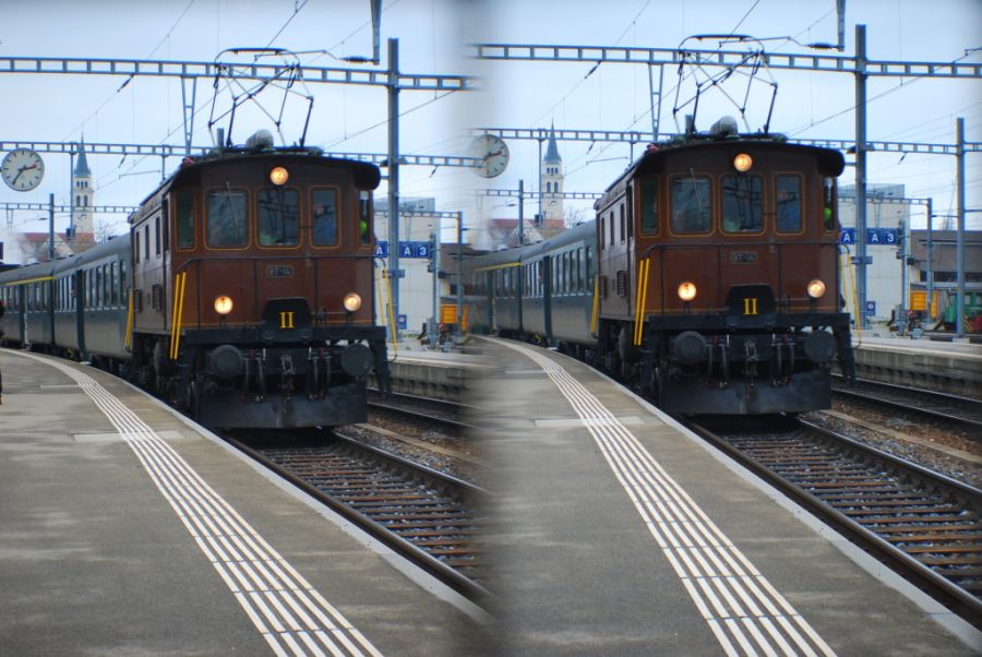 Historische E-Lok Be 4/4 im Bahnhof Romanshorn.
